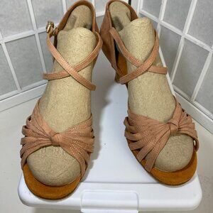 New Dance Heels Sz 8.5 Med. Pink Peach Suede 2" H Suede Soles Unbranded